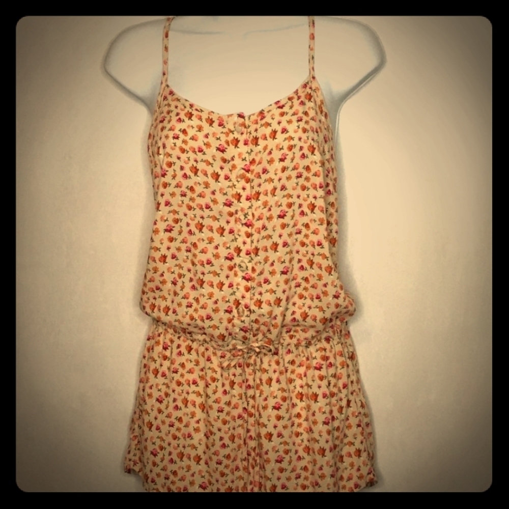 NWT Mudd Vintage Inspired Floral Cami Romper